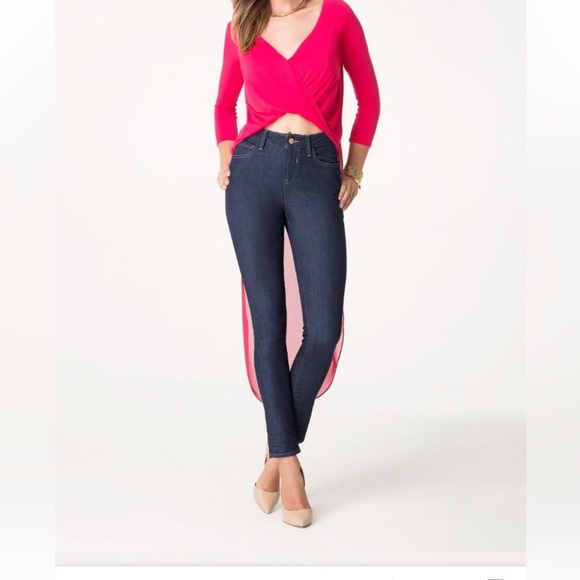 So Fabulous Bebe High Low Twist Top - Picture 2 of 8